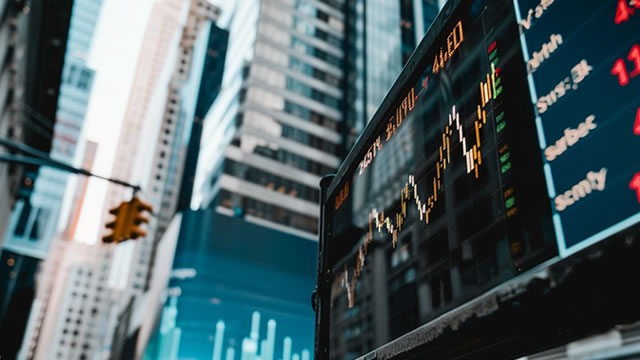 A huge trade just happened on the Nasdaq 100. Bulls are taking notice