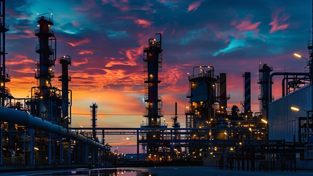 Oil Price Forecast: WTI and Brent Target $90 as Hormuz Risks Rise