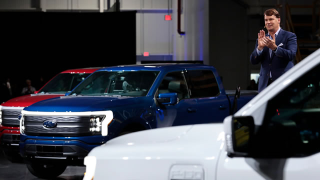 Ford Stock Rallies After Earnings Beat, Outlook Hike