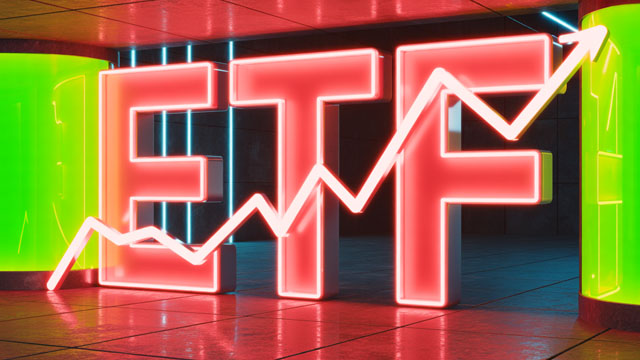 SPYM: S&P 500 Monthly Dashboard For August