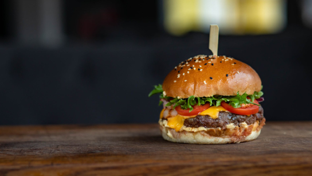 Red Robin Not On My Menu, As Burger Chain Saw Q2 Traffic Decline