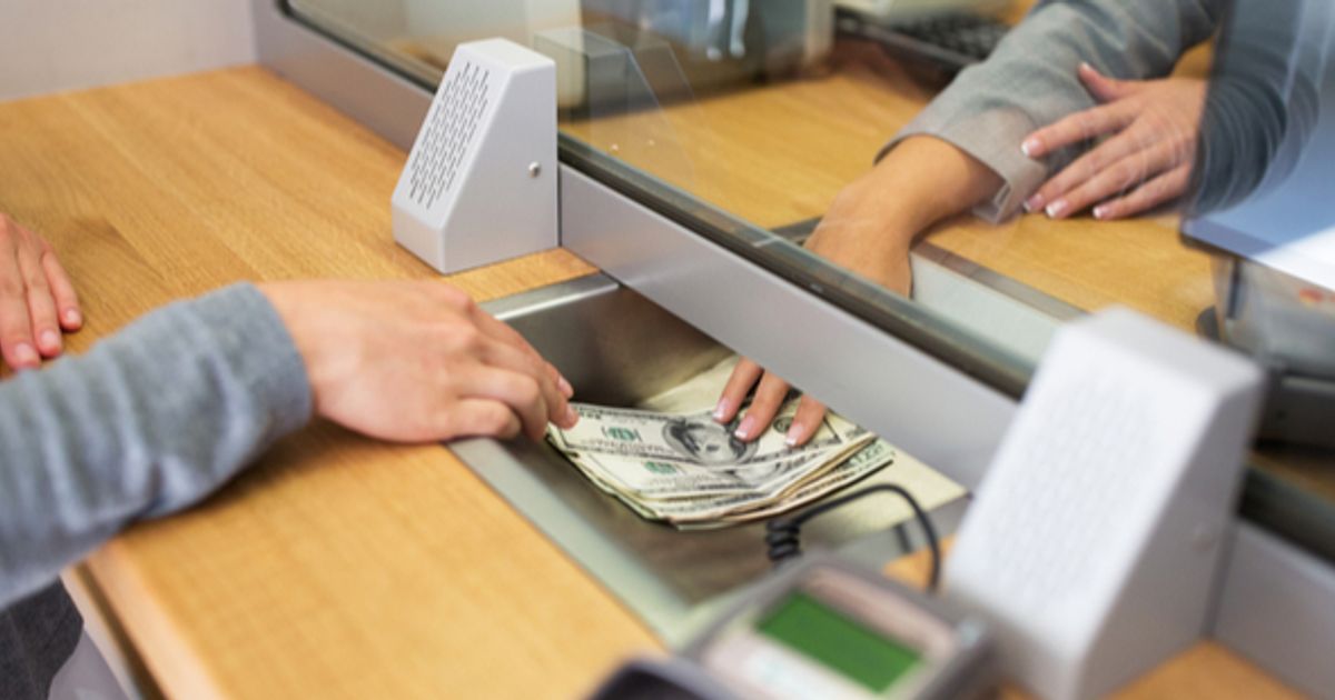 Fiinu、Conister Bankとの提携で株価上昇