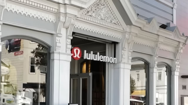 These Analysts Cut Their Forecasts On Lululemon After Q2 Results