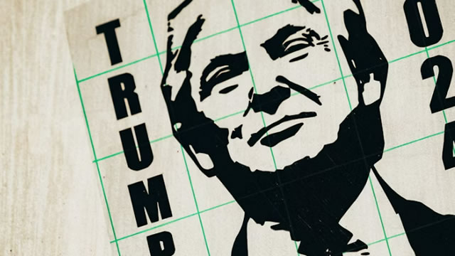 Trump Pledges $5,000 Checks if GOP Wins Midterms — Here's the Price Tag