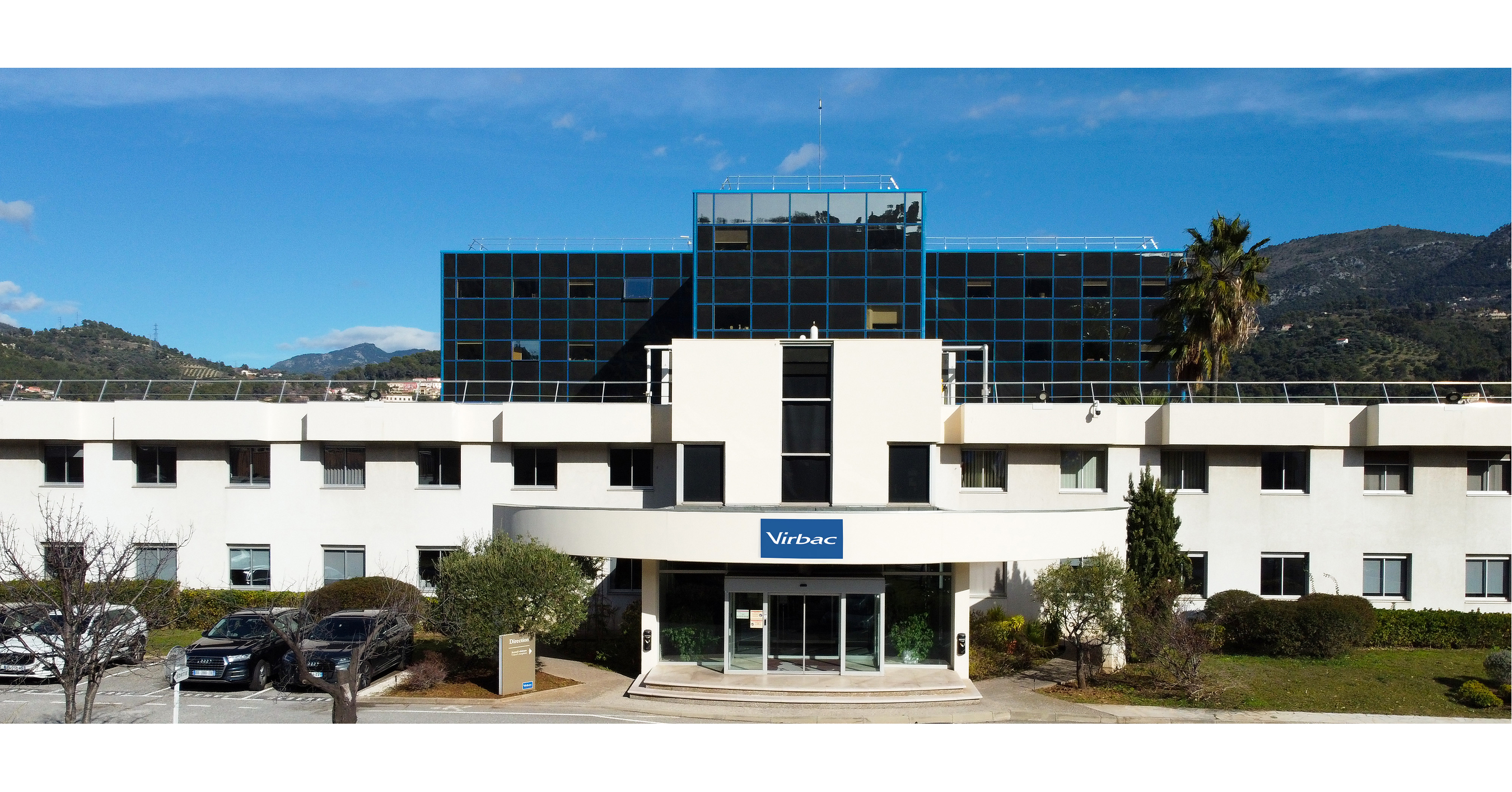Sólido margen EBIT ajustado del 18,8 %, impulsado por un firme crecimiento orgánico de los ingresos del 7,4 %