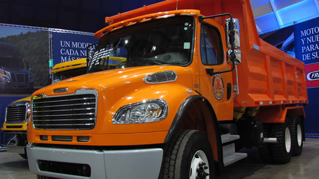 J.B. Hunt's Stock Plunges After Market Misprices Profit Warning